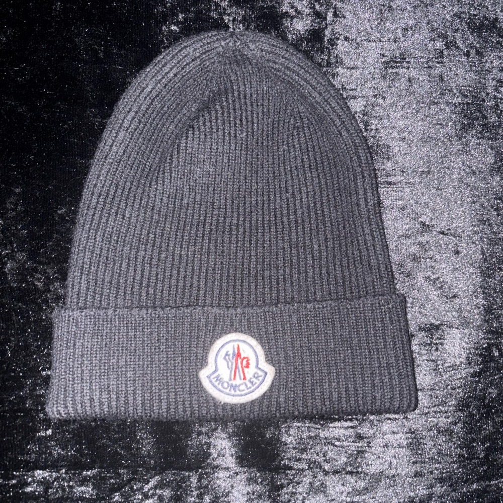 Moncler beanie hat